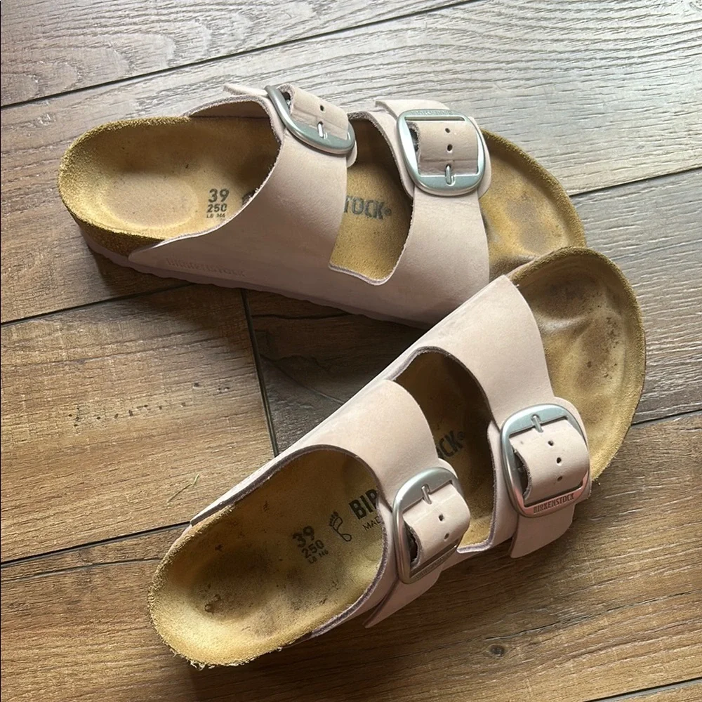 Birkenstock dusty lavender Arizona Sandals with Silver Buckles - Picture 1 of 4